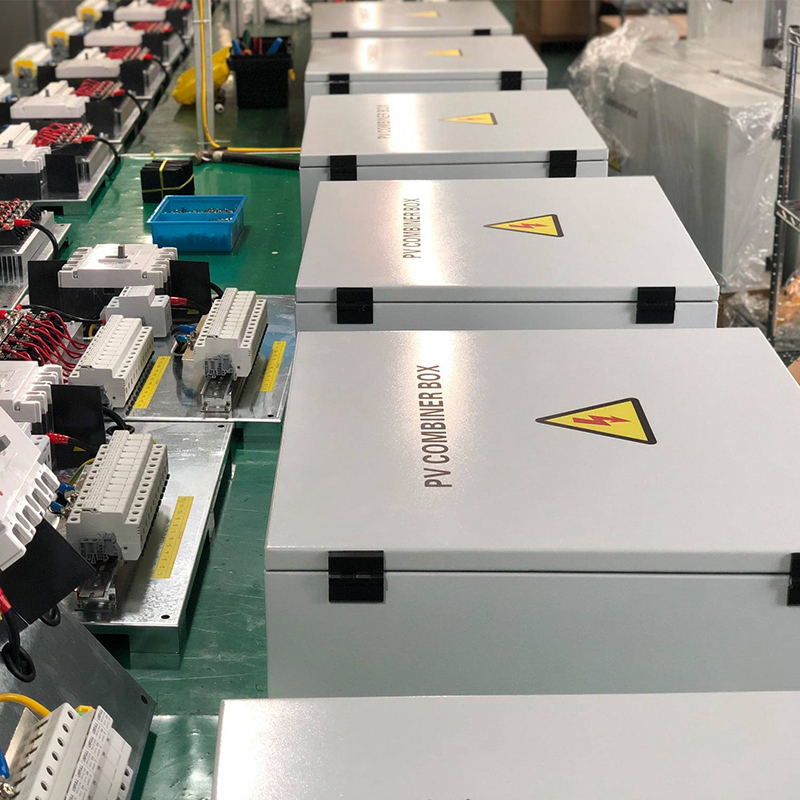 2025年ホットセール ソーラーパネルコンビナーボックス 4 - Solar Combiner Box のレビューと価格
